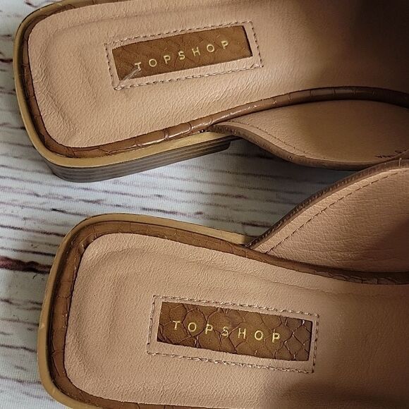 TOPSHOP Tan Padded Slide Sandals Size 6 - Picture 4 of 6